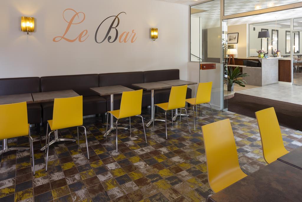 Logis Hotel Restaurant Les Cedres 쥬와유스 외부 사진