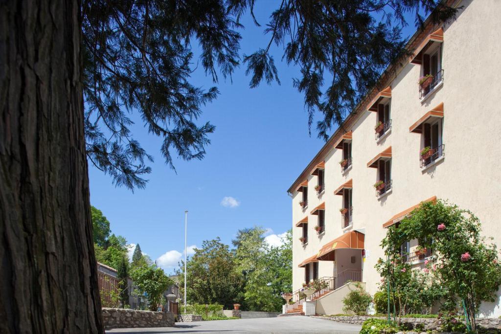 Logis Hotel Restaurant Les Cedres 쥬와유스 외부 사진