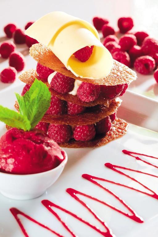 Logis Hotel Restaurant Les Cedres 쥬와유스 외부 사진